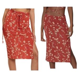 NWT Danielle Bernstein x We Wore What Floral Skirt w/ties